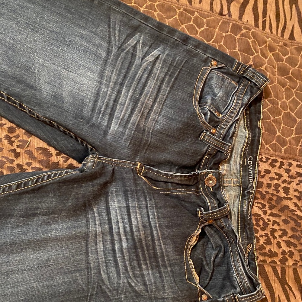Cowgirl Tuff Co. Jeans 33W 31L